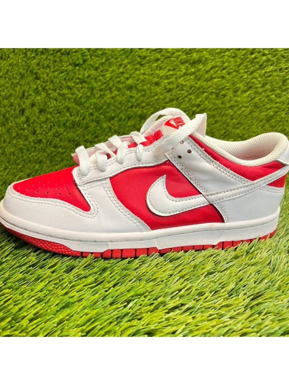 Nike Dunk Low Boys Size 4Y Red White Athletic Leather Basketball Shoes Sneakers